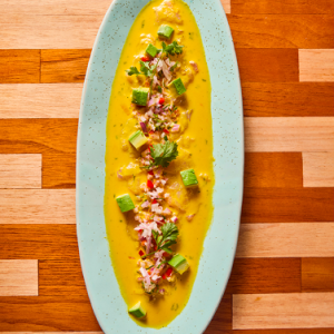 Variedad de platos en Popular